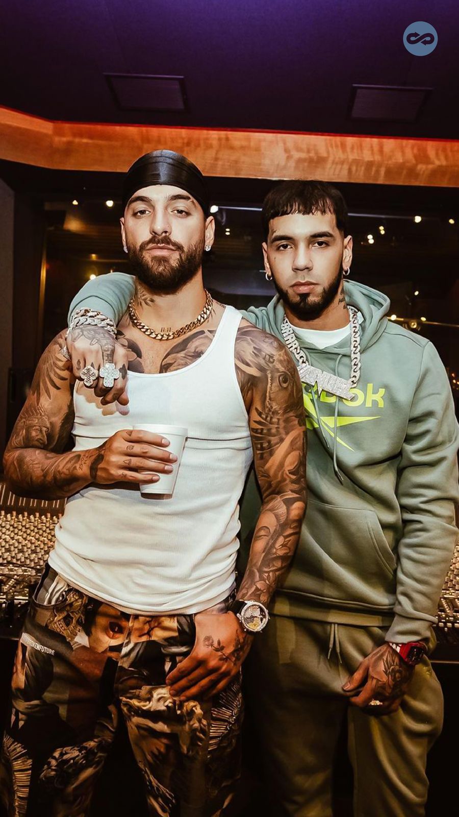 Stac10Npost Abril W1 Anuel Maluma